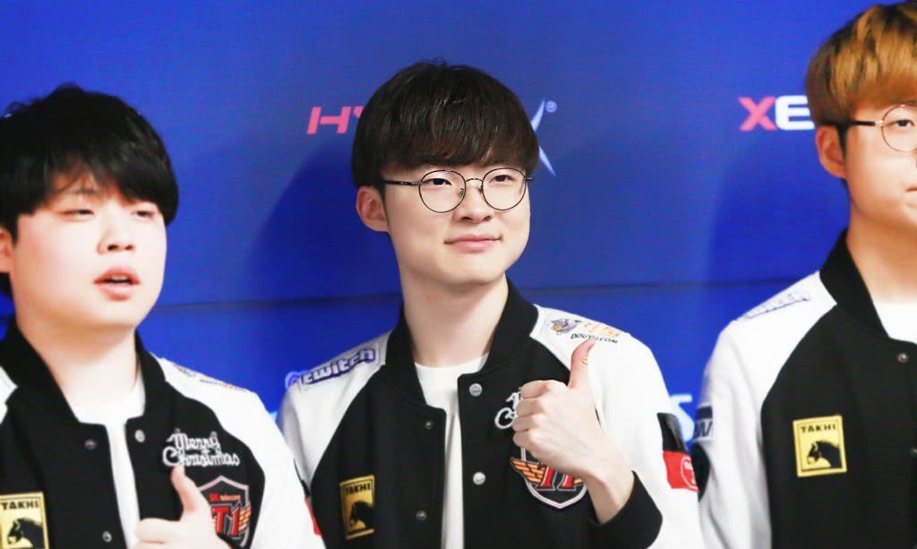 T1近期状态火热拿下七连胜，以11-1的成绩位于积分榜第一