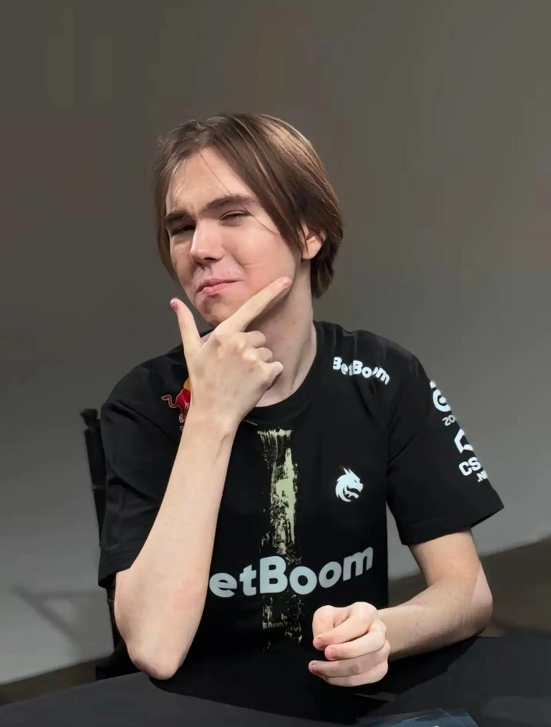 Oh My God 官方：中单 Angel ( Angel ) 将从今天开始作为自由球员离开球队