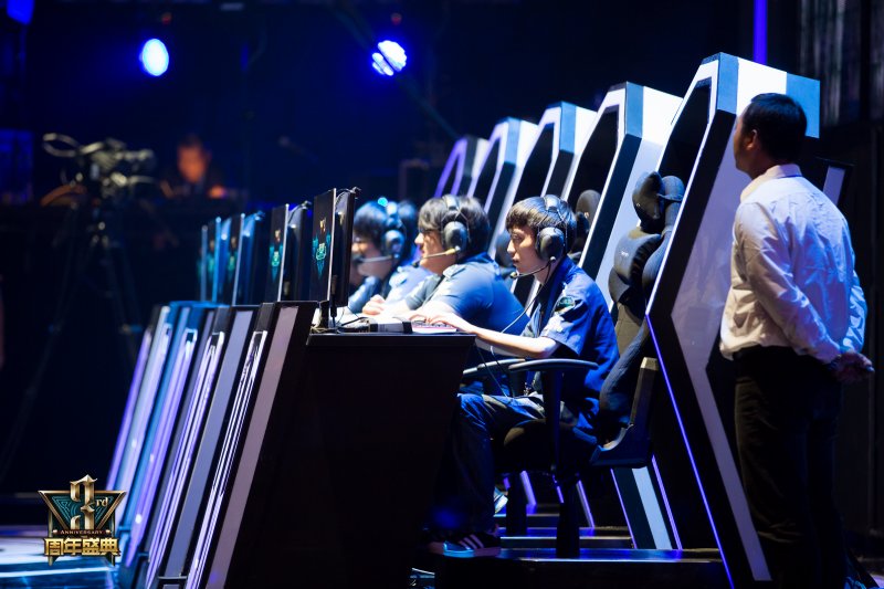 GamerLegion 签下了 kursy 来替代 sl3nd ⁠