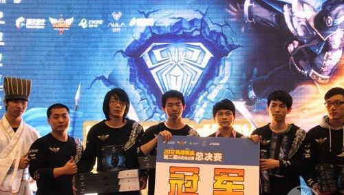 EDG近几个赛季都对RA保持着全胜，本赛季EDG的场均时长和血腥程度都表明他们的打法更加激进